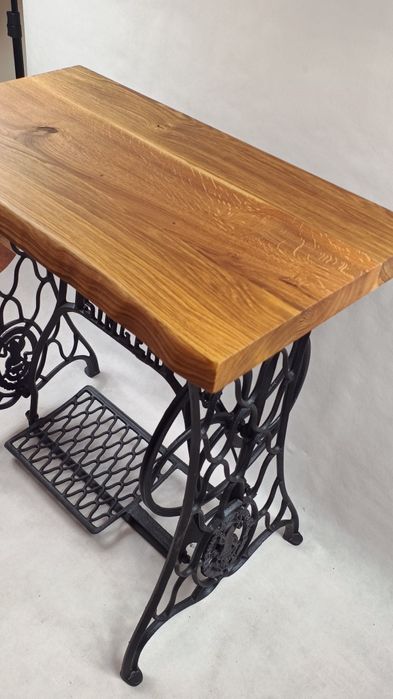 Stolik z maszyny maszyna SINGER do szycia  pod laptop biurko