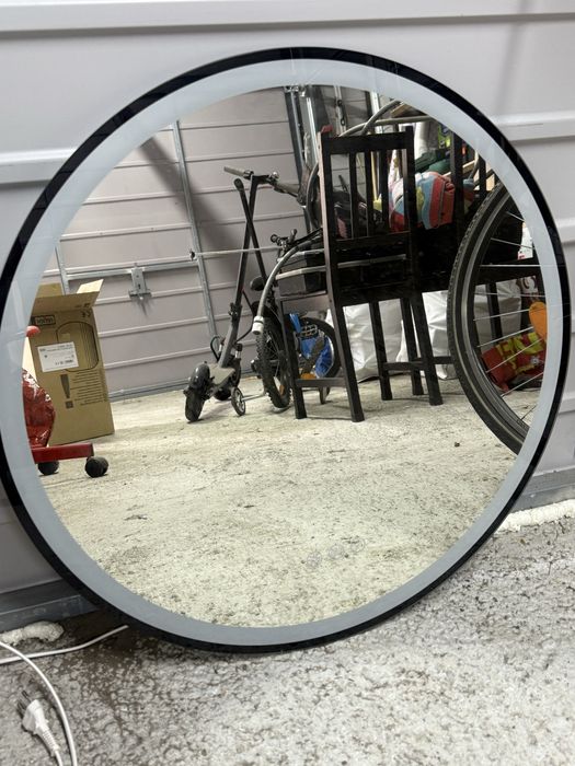 Lustro led z bluetooth