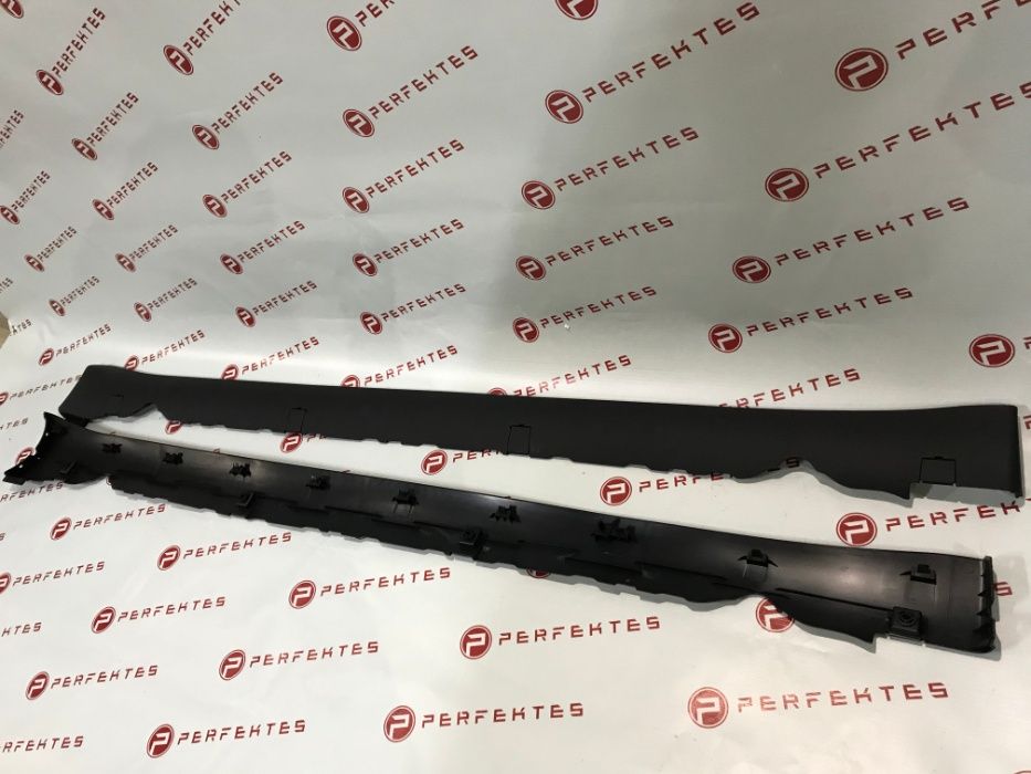 Накладка порога Tesla Model 3 LH RH 1089828-00-D 1089829-00-D