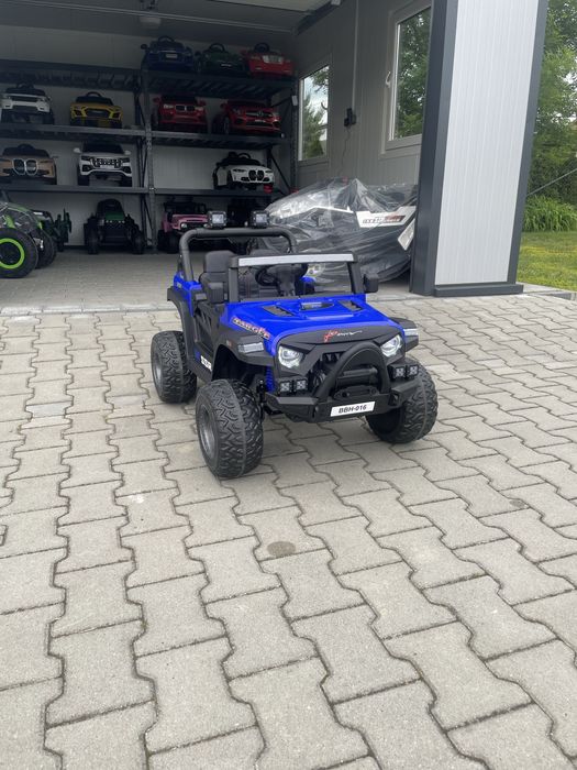Autko na akumulator Jeep samochód dla dzieci BBH