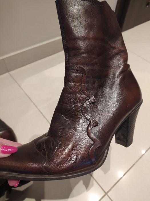 Półkozaki, botki ocieplane ze skóry