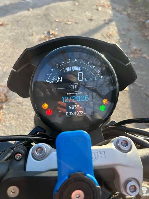 Mota Triumph Trident 660