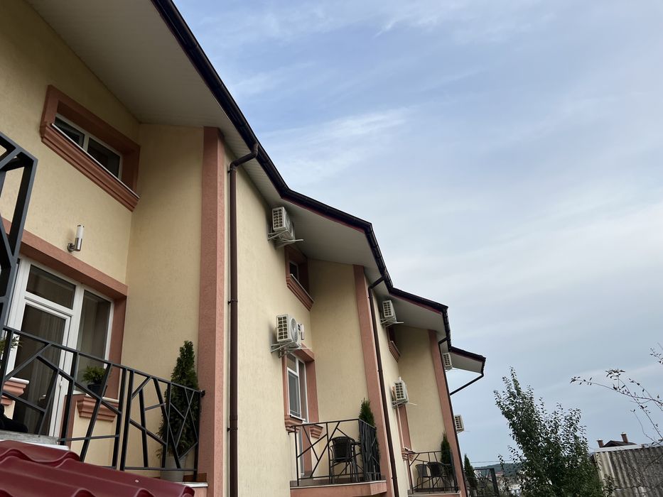 Готель «У Батька» новенькі двокімнатні номери класу люкс Світло 24/7