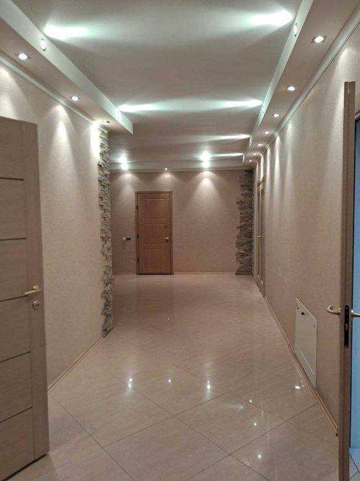 Продам  на Слободке!