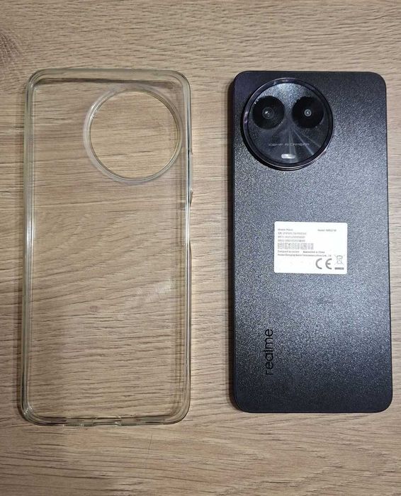 Realme 11 5G 8/256GB – stan bardzo dobry, telefon po seniorze