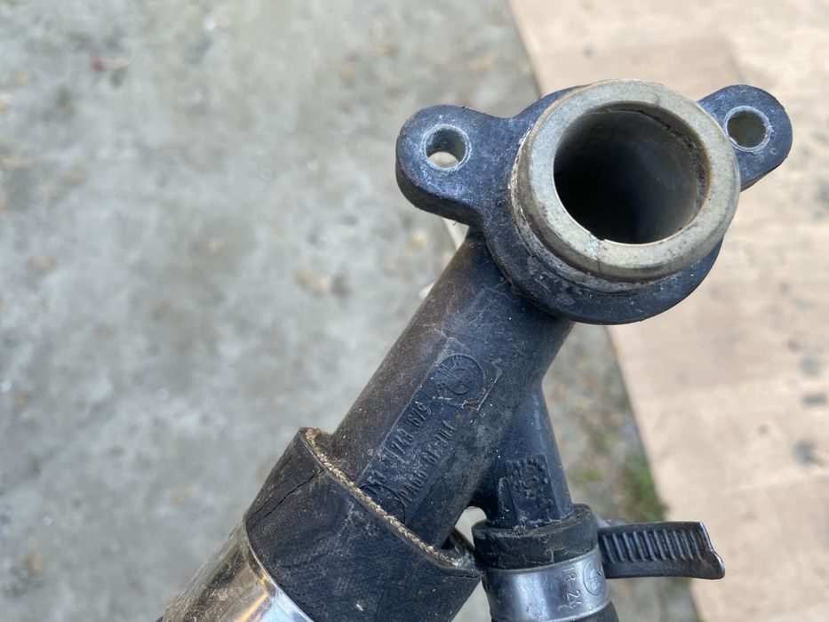 Bmw e46 доп насос антифризу, патрубки та штуцера охолодження для Бмв.