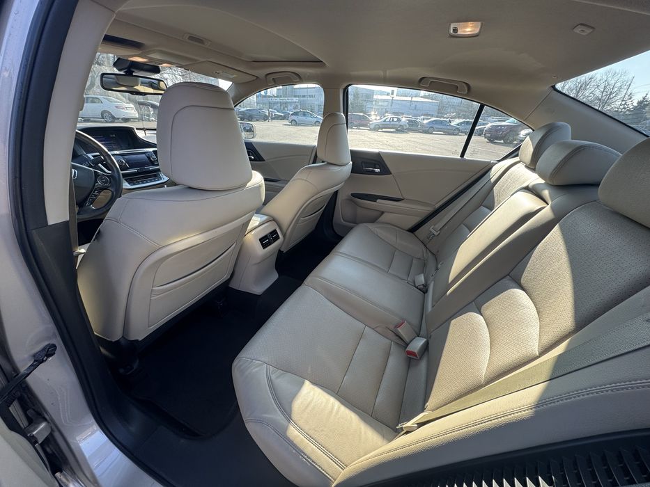 Honda Accord 9 Hybrid 2014