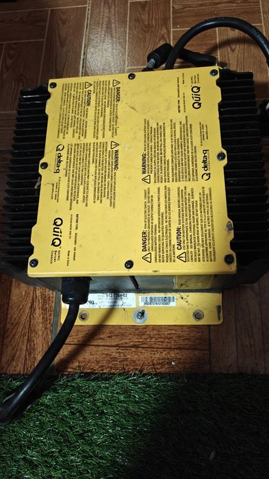 Carregador de Baterias Delta-Q QuiQ 72V 12A (Modelo 912-7254) com Fichas Deutsch