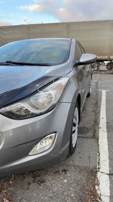 В продажі Хюндай Елантра