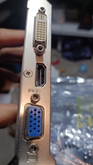 Placa gráfica 1G HDMI 3 entradas