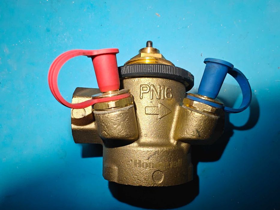 Балансировочно-регулирующий клапан Honeywell V5005TY10151000