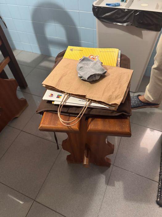 Conjunto Mesa de Cozinha e Cadeiras