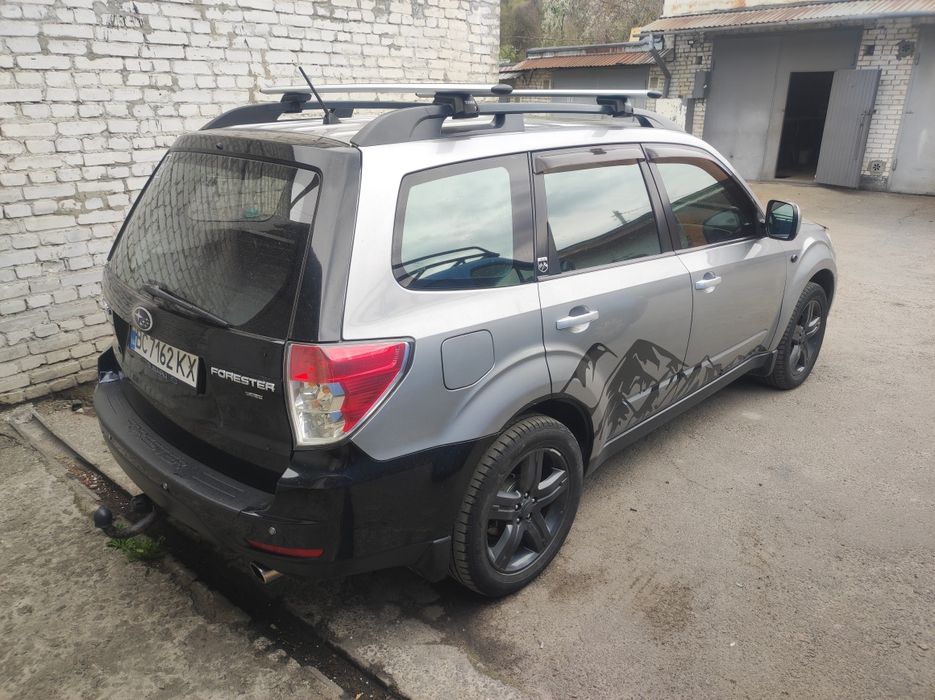 Субару Форестер SH 2.5