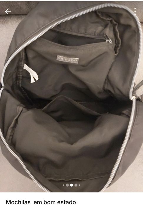 Mochila preta muito pratica