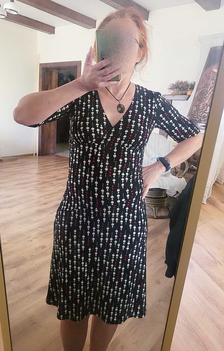 letnia sukienka w groszki