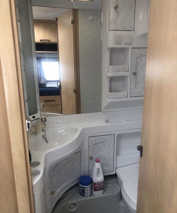 Hobby de luxe 450+ przedsionek Isabella Penta