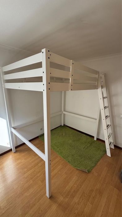Cama elevada Ikea Stora