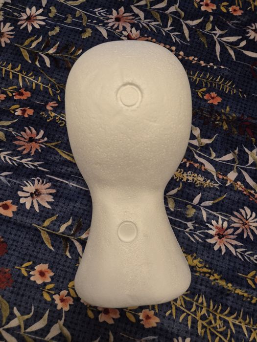 Cabeça esferovite com 29cm( Nova )