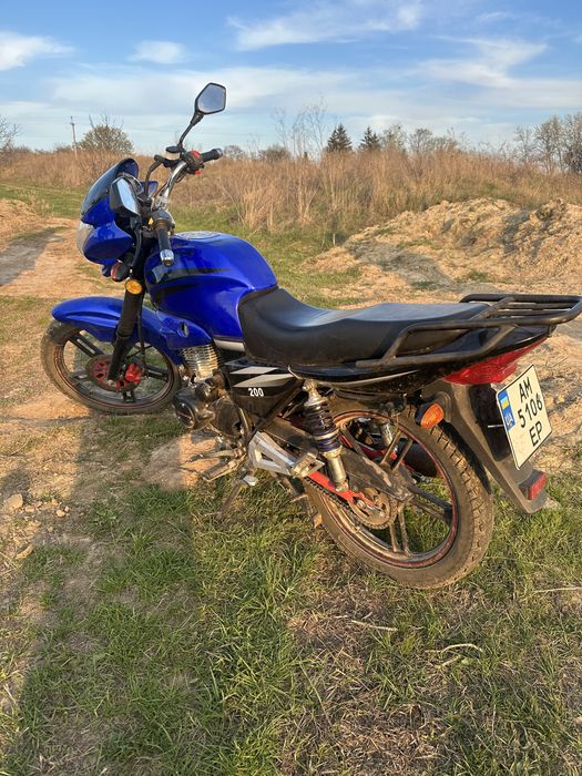 Продам VIPER 200