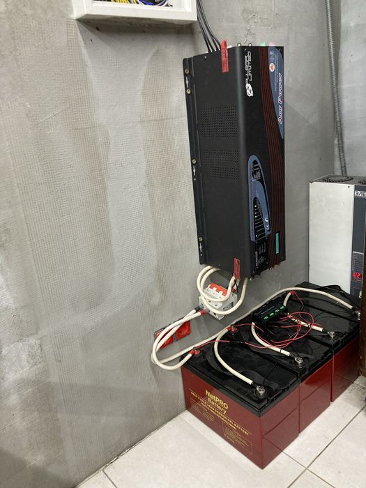 Інвертор 6кВт+АКБ48V100A