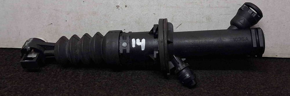 Bomba Principal da Embraiagem 306105773R - RENAULT CLIO IV