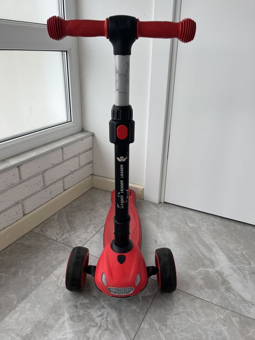 Самокат дитячий Babyhit Leader