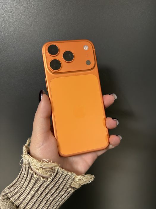Iphone 17 pro orange 256gb 95%