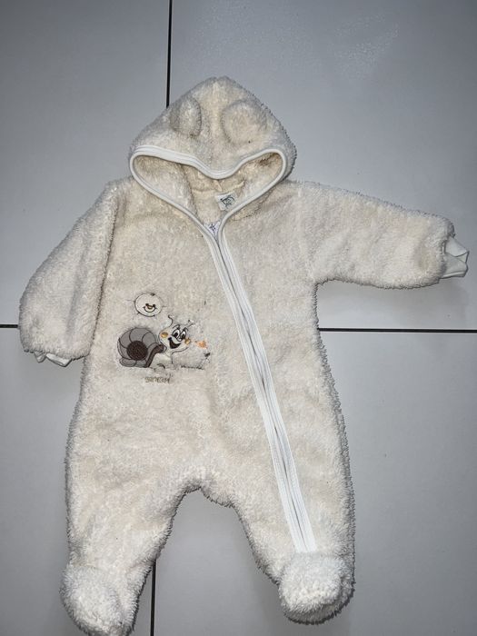 Kombinezon niemowlęcy