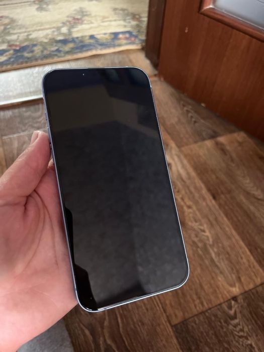 Продам айфон 14 плюс