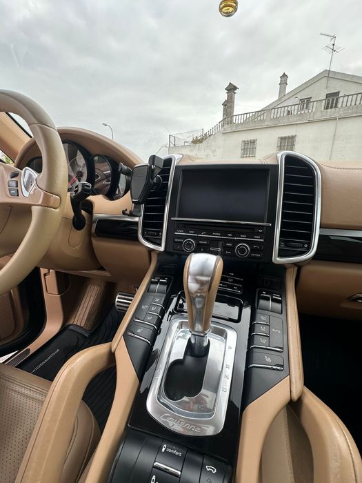 Porsche Cayenne S hibrid 450 cv