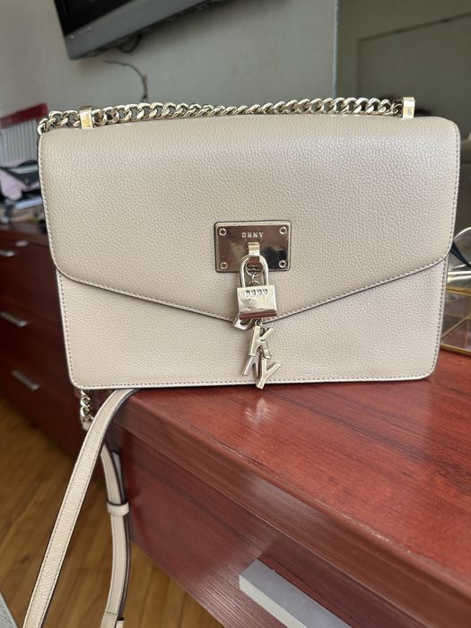 Сумка шкіряна бежева DKNY
