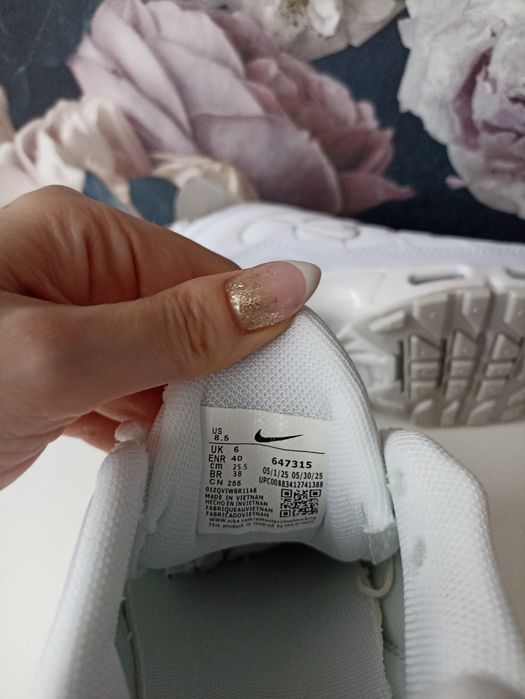Nike Air Max Plus TN Triple White (rozmiar 40, wkładka 25,5 cm)