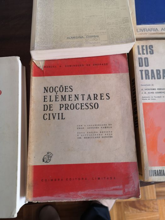 Livros código civil dicionário lei de trabalho etc