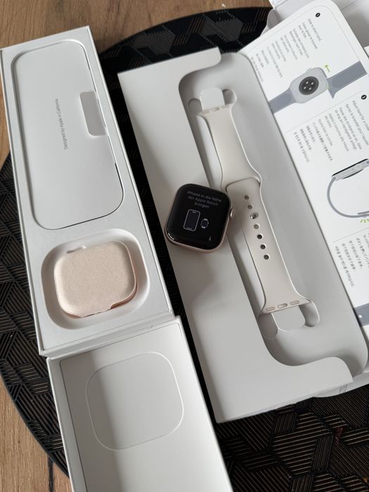 Apple Watch 11 GPS 42mm koperta z aluminium (różowe złoto) + pasek sportowy rozmiar S/M (łagodny róż) na gwrancji miesieczny
