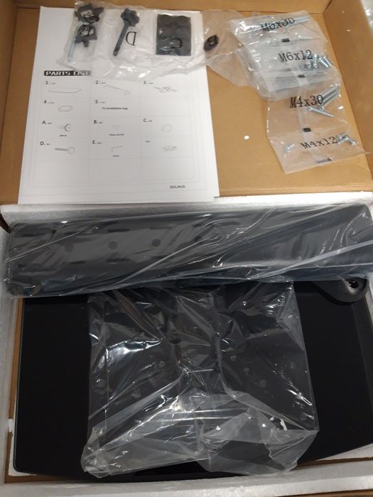 Uchwyt stojak do  telewizora monitora Hemudu 19 -42"