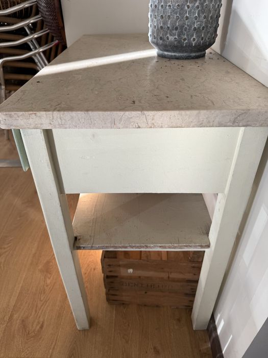 mesa consola ou aparador antigo com tampo de mármore