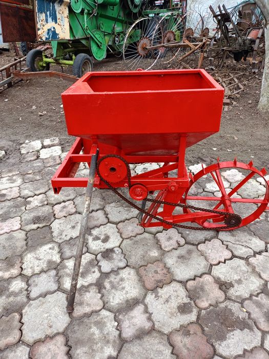 Продам картопле саджалку.4 т. Договірна.