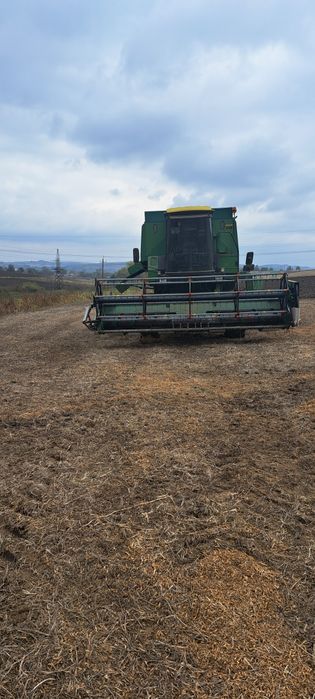 Комбайн Джон дір 1075