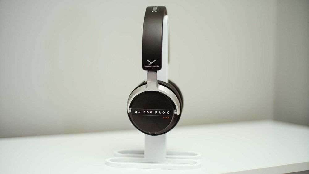 Підставка для навушників