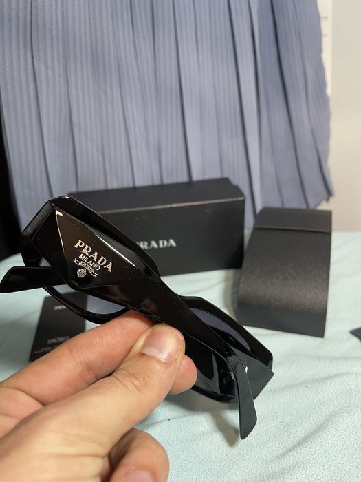 Okulary prada oryginalne nowe przeciwsloneczne sunglasses