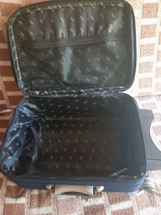 Продам валізу в ідеальному стані