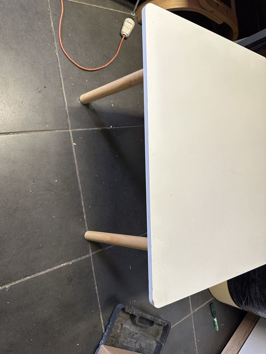 Toaletka biala i stolik , kwietnik dowoz