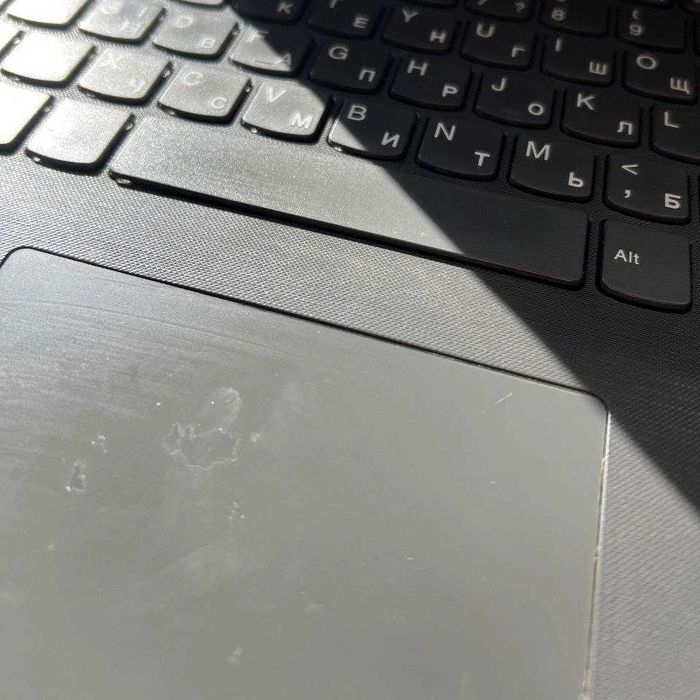 Lenovo V15-ADA (82C7) | Athlon Gold | 8GB | 256GB SSD Samsung