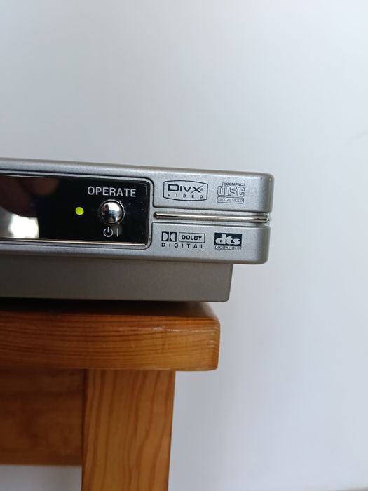 Sharp DVD dv-sv90