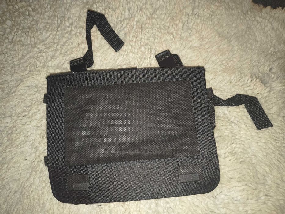 Чохол для гаджетів з кріпленням (підійде на сидіння в машину)