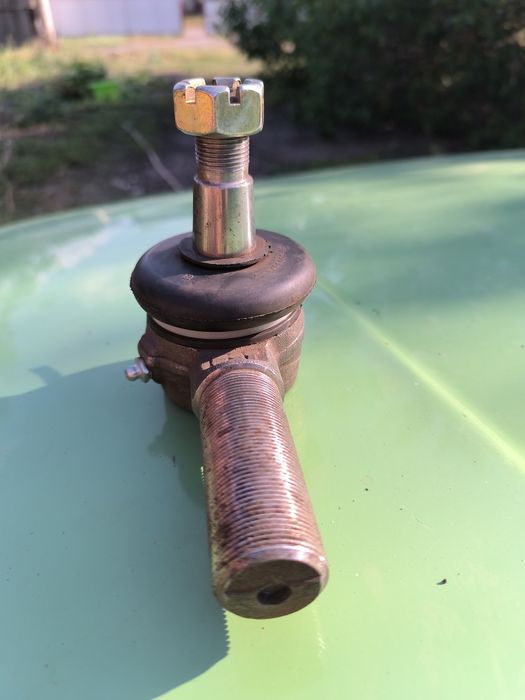 Наконечник рульової тяги, лівий на ПАЗ 4234 , ЗІЛ