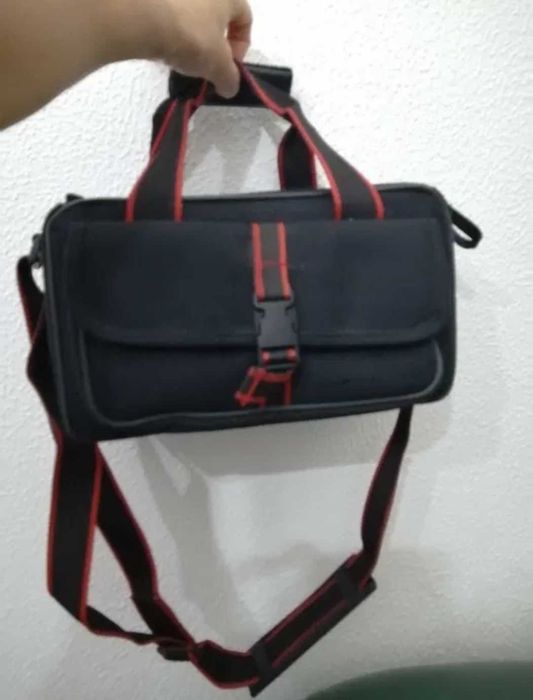 Tripé Mala máquina fotográfica Lata alfinete Oculos transparentes