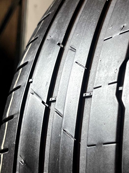 Pneus Hankook Ventus S1 Evo3 - 235/45/18 - Excelentes