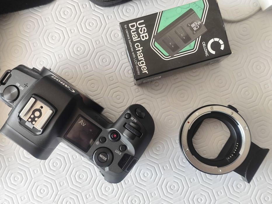 Canon eosR + adapt EF RF em excelente estado