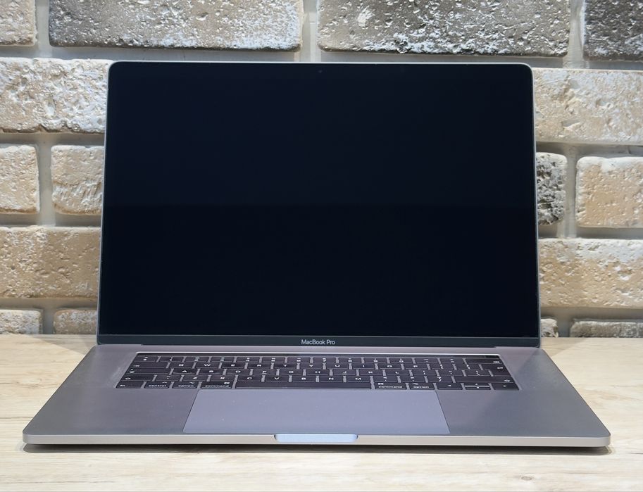 MacBook Pro 2019 15.4”